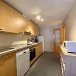 A&n Spacious Family Retreat With Pool & Parking *
